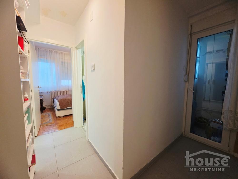 Slika 11 - Stan,NOVI SAD,LIMAN 2,kv: 70.00, € 245000, ID: 1065158