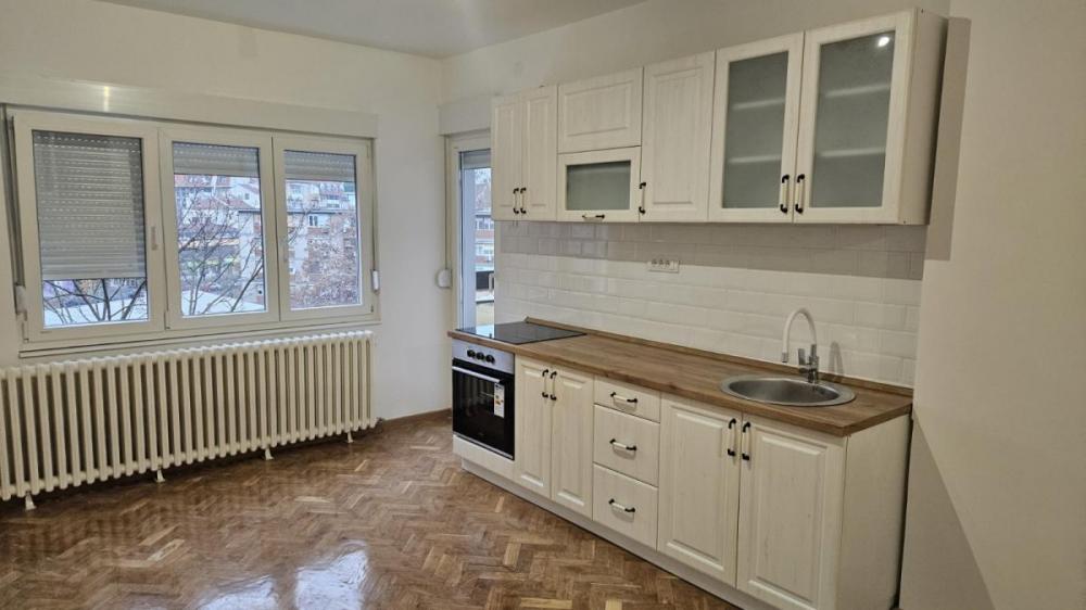 Slika 2 - Dvoiposoban stan, Banatić