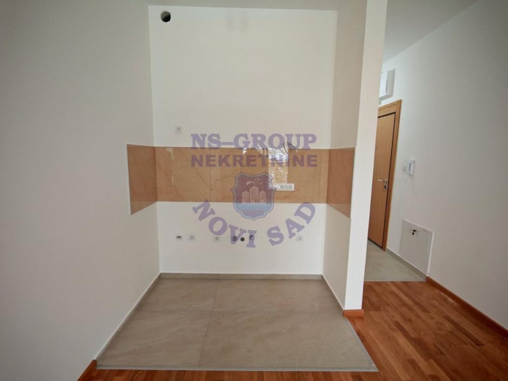 Slika 3 - Prodaja stana, 28m2, Petrovaradin Novi Sad, sa terasom