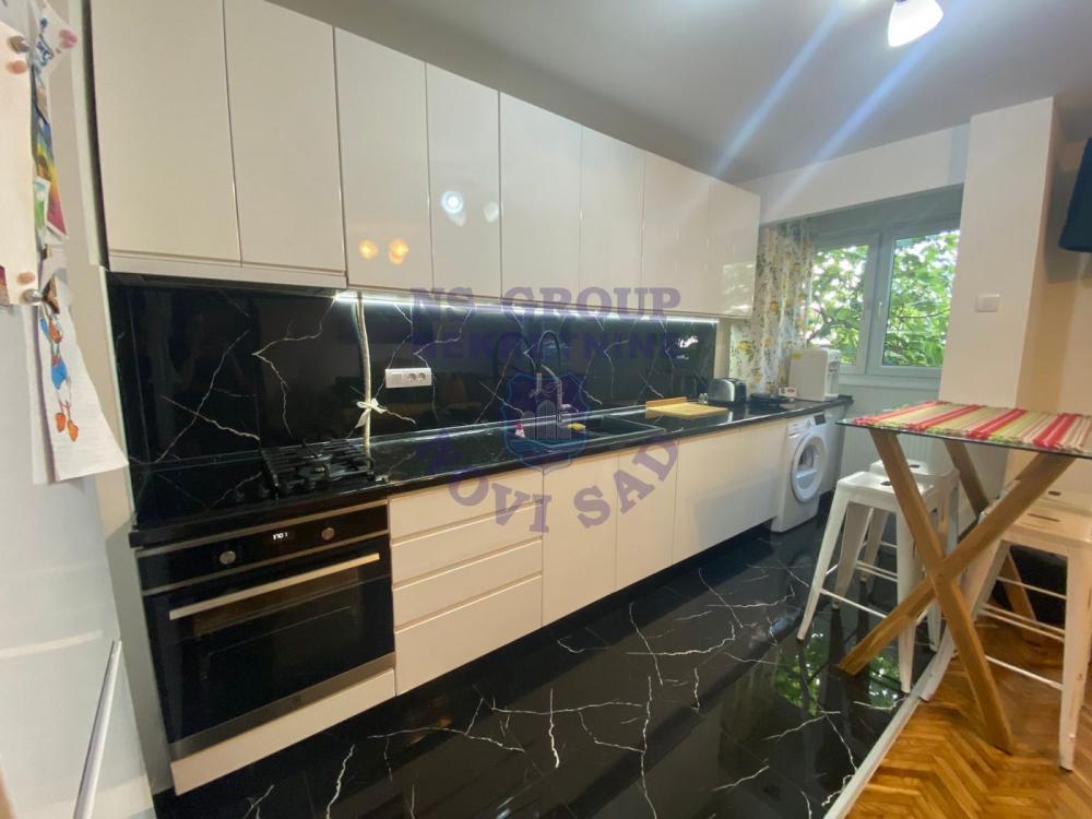 Slika 2 - Dvosoban stan na fantastičnoj lokaciji!