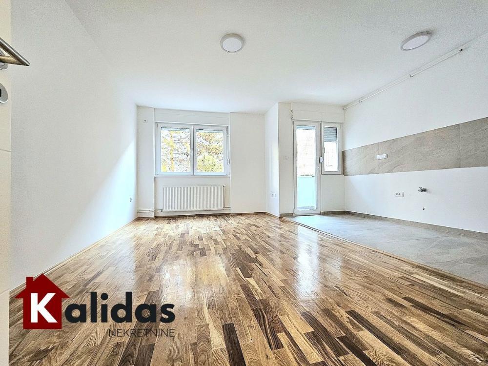 Glavna slika -Stan,NOVI SAD,CARA DUŠANA,kv: 43, € 127200, ID: 1008682