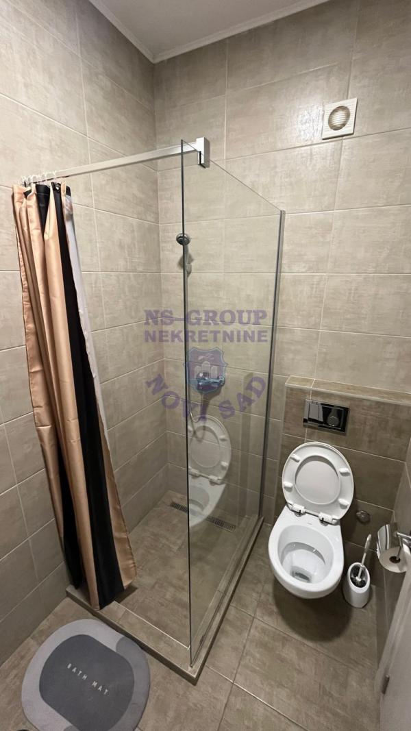 Slika 7 - Prodaja stana, 41m2, Salajka (Partizanska ulica) Novi Sad, sa terasom, ima lift