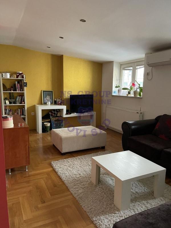 Slika 1 - Trosoban duplex na odličnoj lokaciji