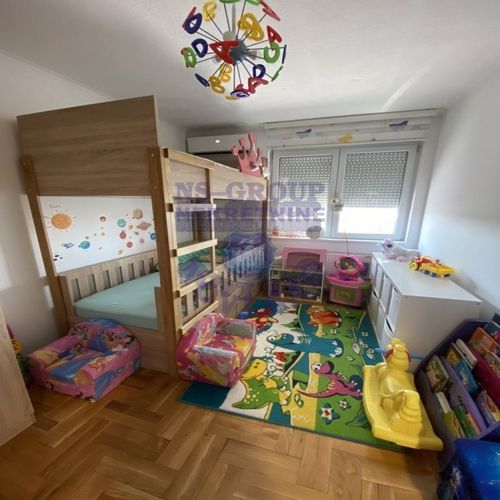 Slika 4 - Trosoban, 66m2, Nova Detelinara Novi Sad, sa terasom, ima lift