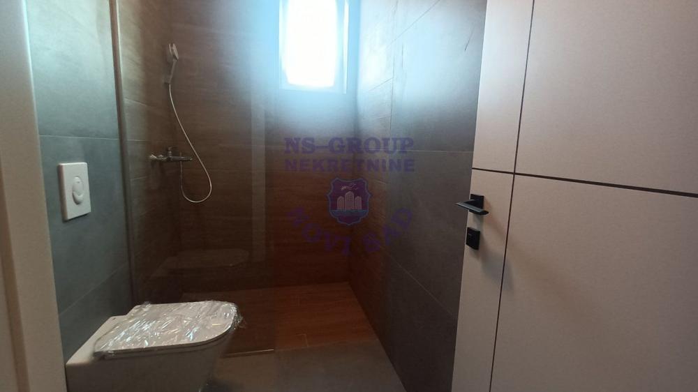 Slika 9 - Fantastican petosoban stan na Bulevaru Patrijarha Pavla!