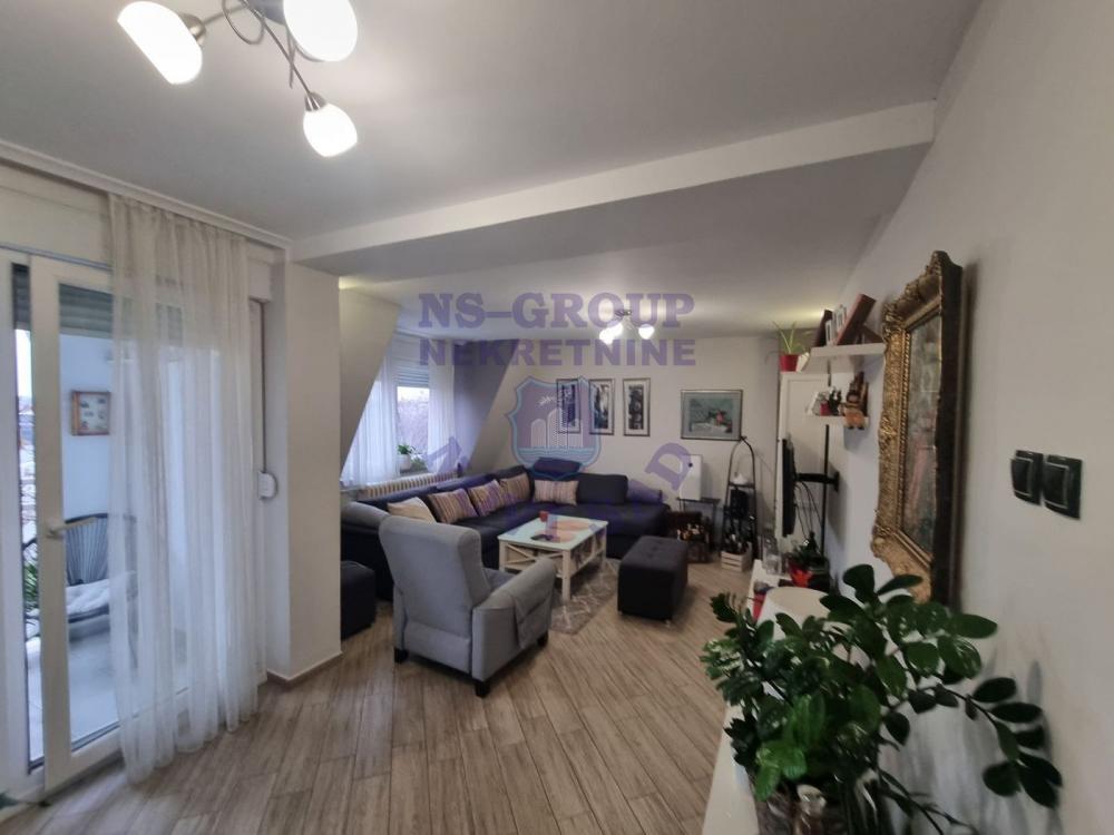 Slika 1 - Odlican cetvorosoban stan na Sajmu !