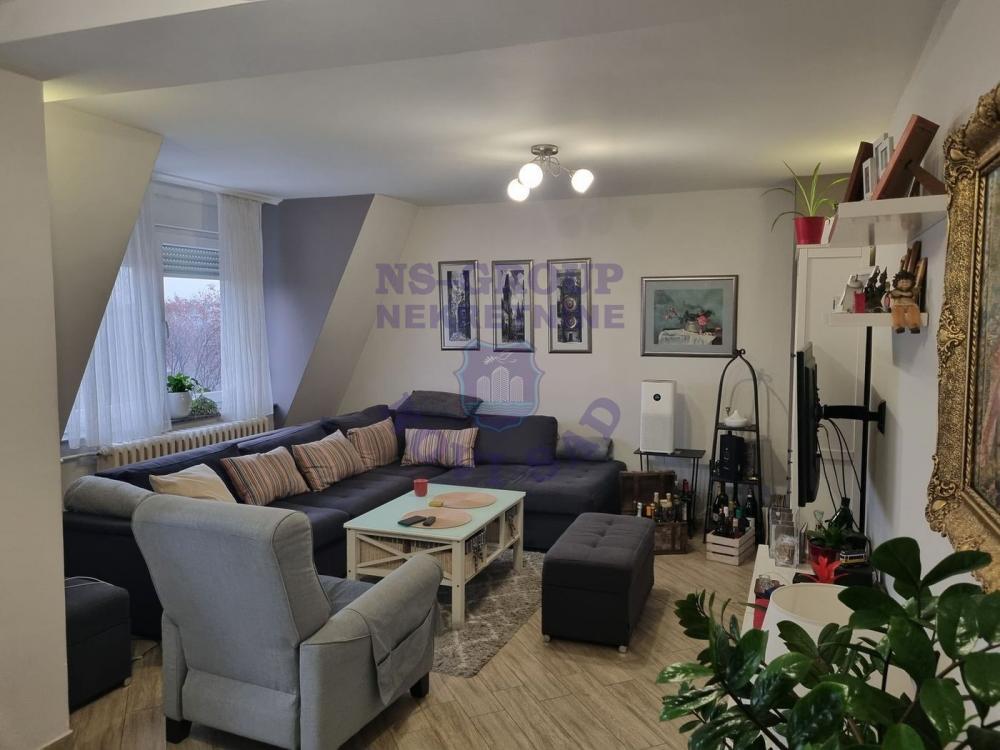 Glavna slika -Odlican cetvorosoban stan na Sajmu !