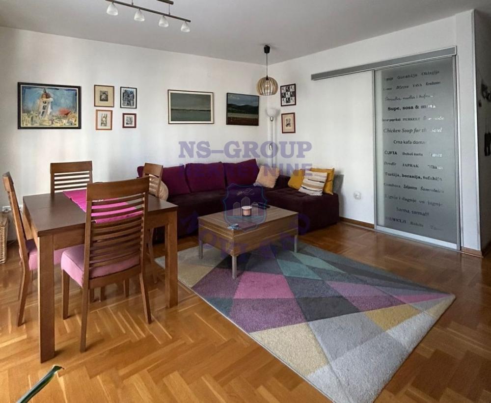 Glavna slika -Na prodaju dvoiposoban stan