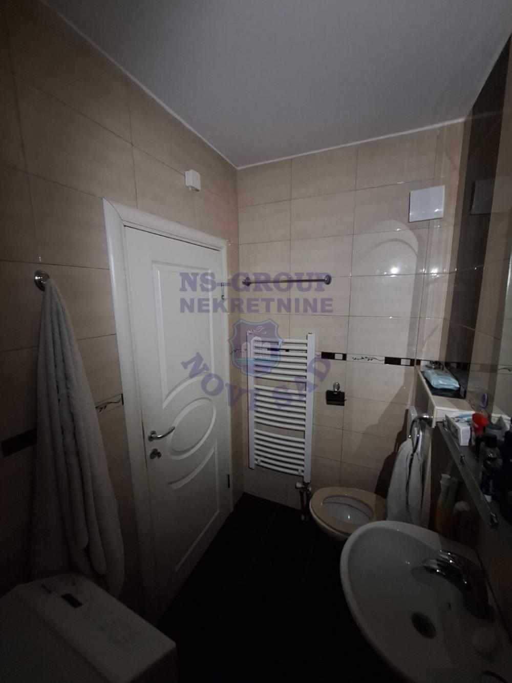 Slika 7 - Odličan jednoiposoban stan na Adicama!