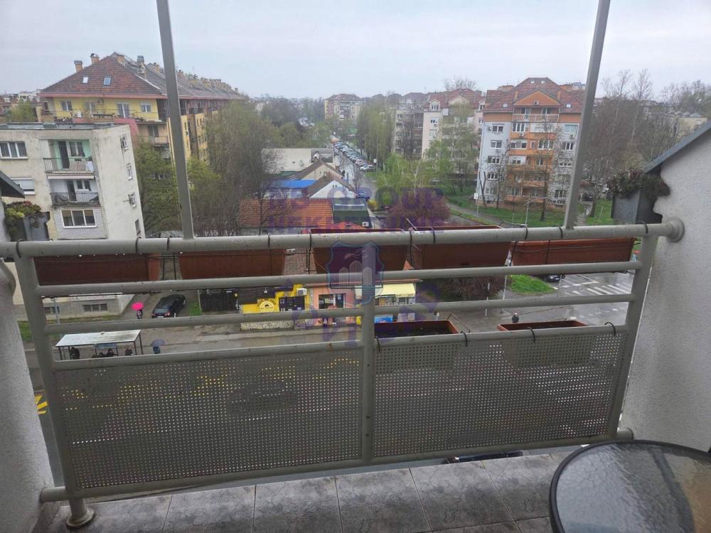 Slika 10 - Fantastican petosoban stan na Novoj Detelinari!