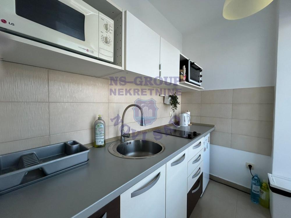 Slika 2 - Jednosoban stan na Podbari!