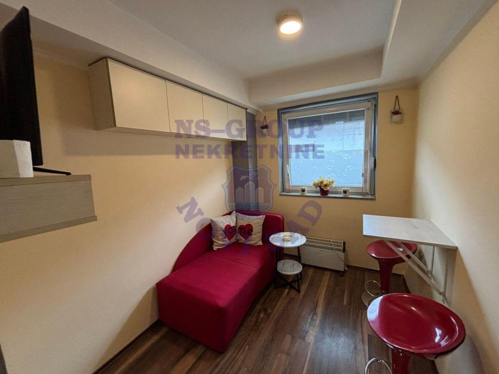 Glavna slika -Garsonjera na Socijalnom 