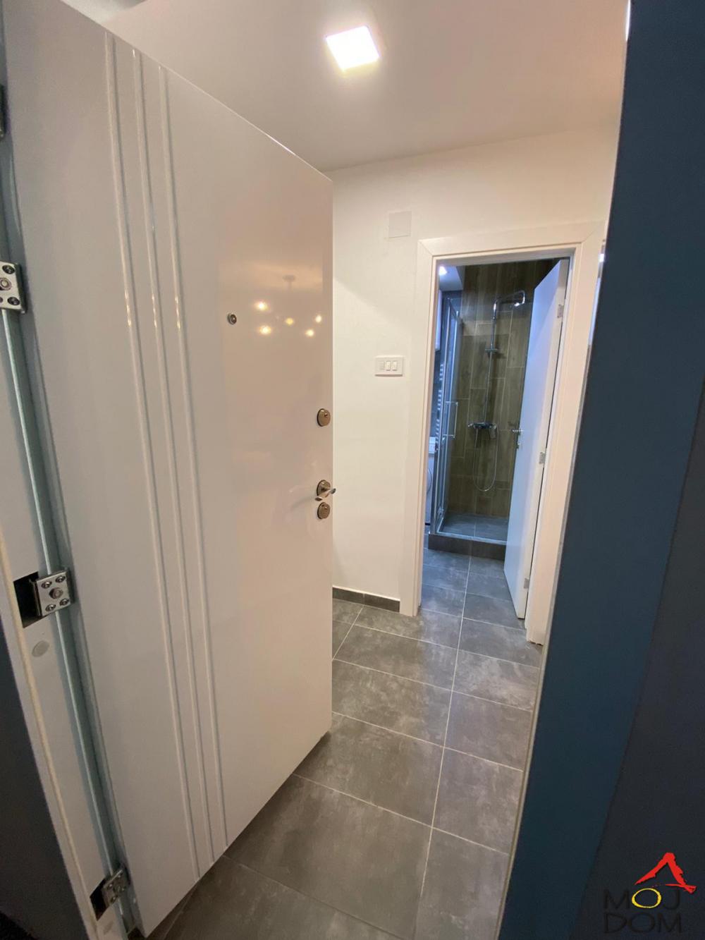 Slika 1 - Stan,NOVI SAD,BULEVAR,kv: 33, € 118450, ID: 1031932