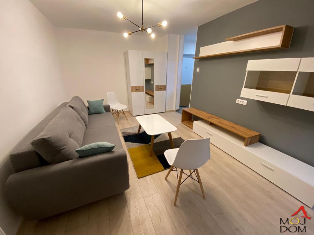 Slika 5 - Stan,NOVI SAD,BULEVAR,kv: 33, € 118450, ID: 1031932