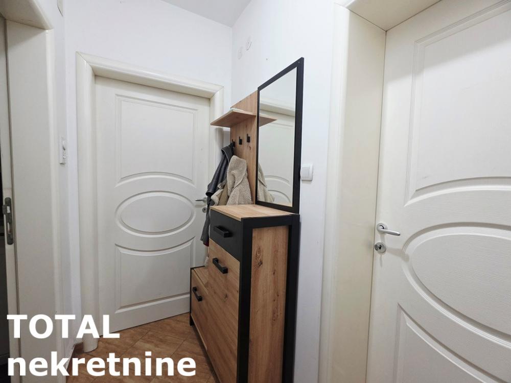 Slika 4 - Stan,NOVI SAD,ADICE,kv: 28.00, € 80000, ID: 1102478