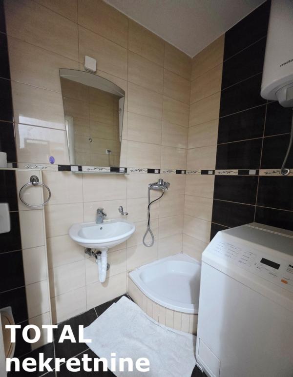 Slika 7 - Stan,NOVI SAD,ADICE,kv: 28.00, € 80000, ID: 1102478