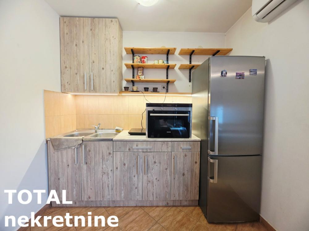 Slika 6 - Stan,NOVI SAD,ADICE,kv: 28.00, € 80000, ID: 1102478