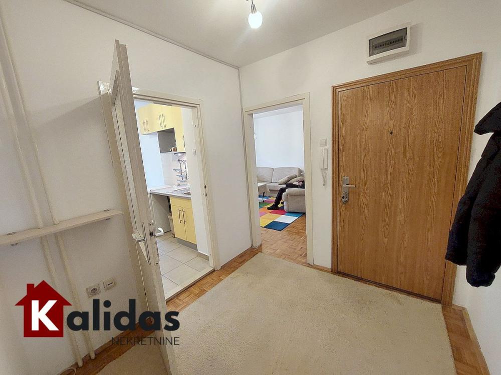 Slika 5 - Stan,NOVI SAD,LIMAN 3,kv: 74, € 205800, ID: 1008681