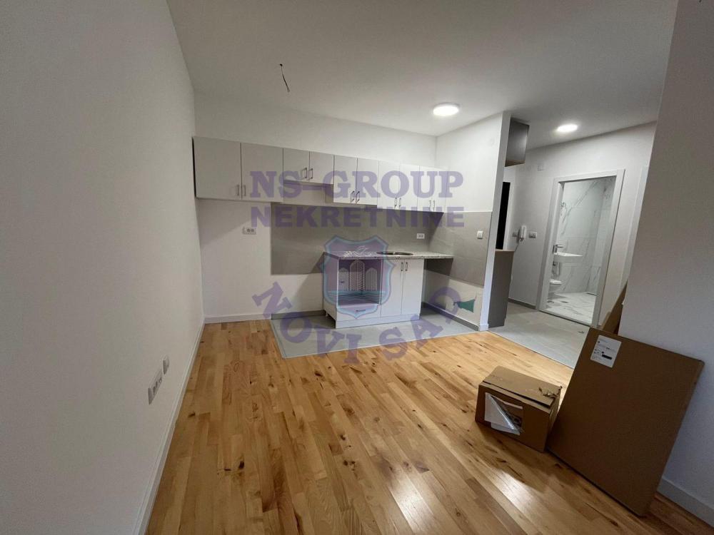 Slika 10 - Jednoiposoban, 31m2, Grbavica Novi Sad