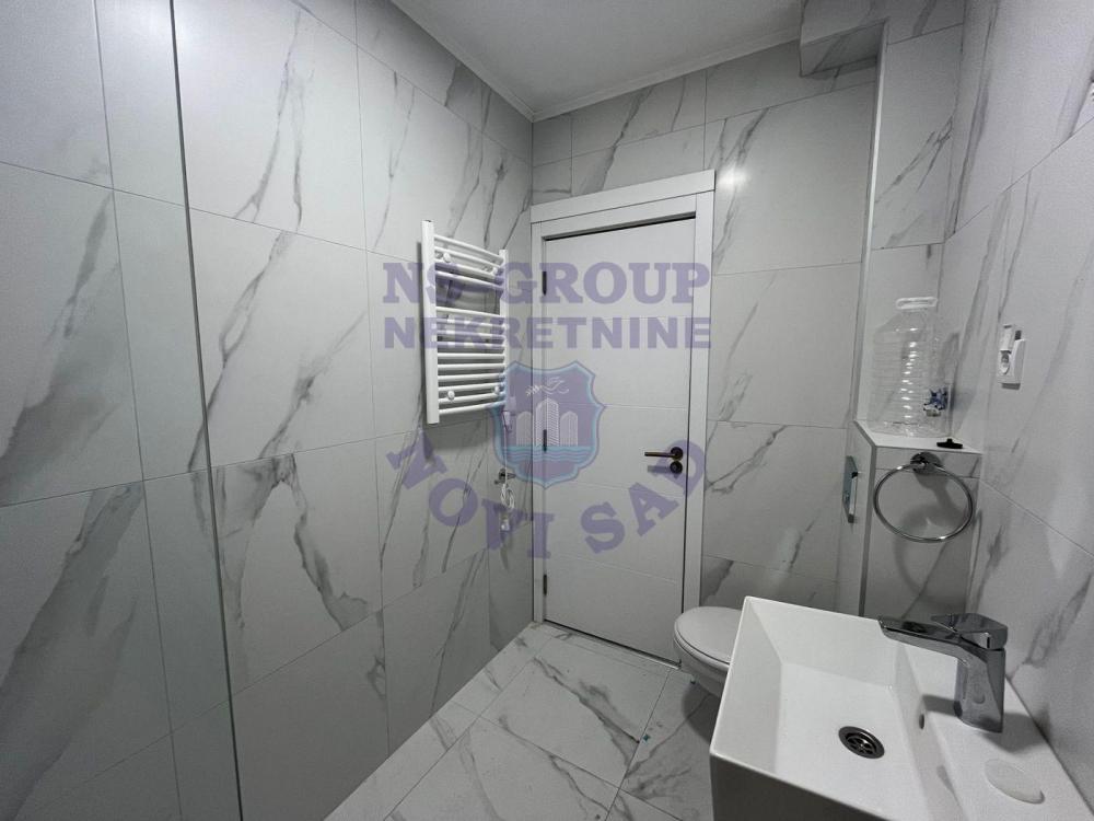 Slika 11 - Jednoiposoban, 31m2, Grbavica Novi Sad