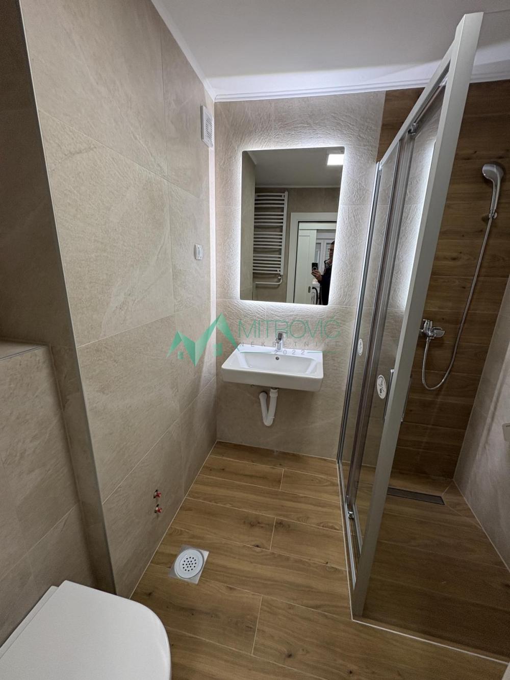 Slika 8 - Kompletno renoviran dvoiposoban stan-Liman IV – retko u ponudi 