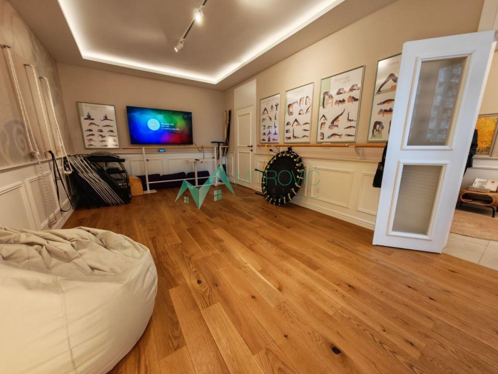 Slika 1 - Podbara, 64m2. Fantastičan dvosoban stan sa pogledom na Dunav. 