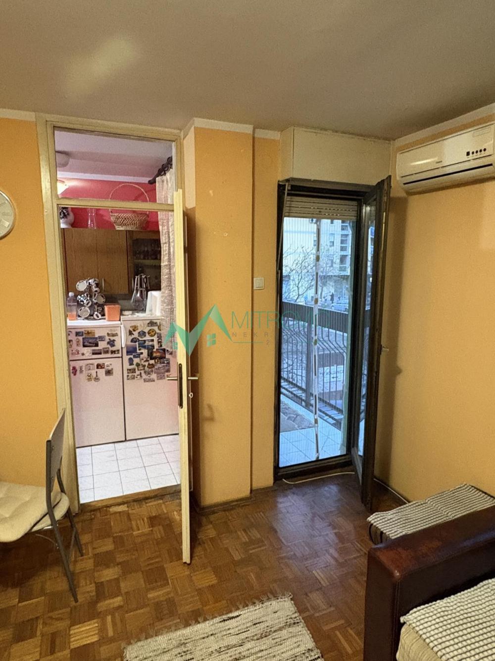 Slika 2 - Novo naselje-Šarengrad, jednoiposoban stan-48m2-izuzetna ponuda