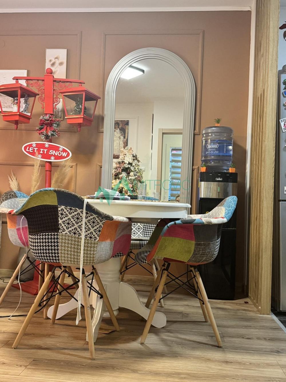 Slika 6 - Prodaje se kompletno opremljen dvosoban stan na Novoj Detelinari. 