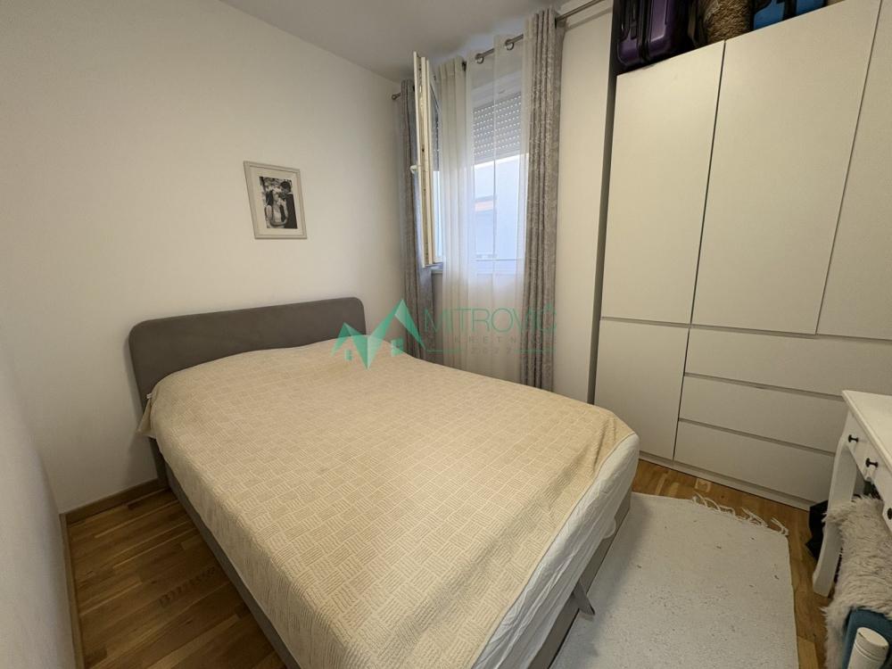 Slika 6 - Komforan četvorosoban stan, 74m2!