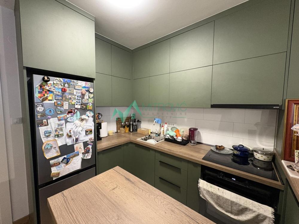 Slika 2 - Komforan četvorosoban stan, 74m2!