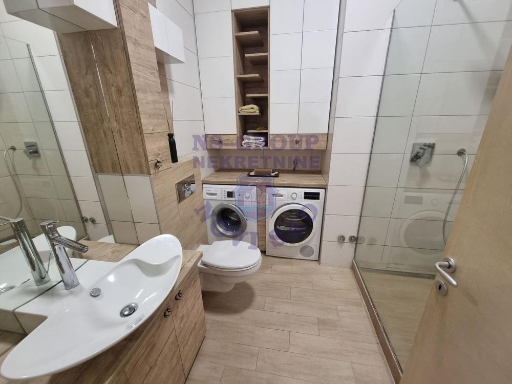 Slika 4 - Petosoban, 132m2, Telep Novi Sad, sa terasom, ima lift