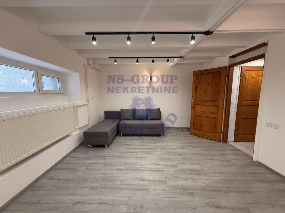 Glavna slika -Dvoiposoban, 56m2, SONJE MARINKOVIC 5 Novi Sad