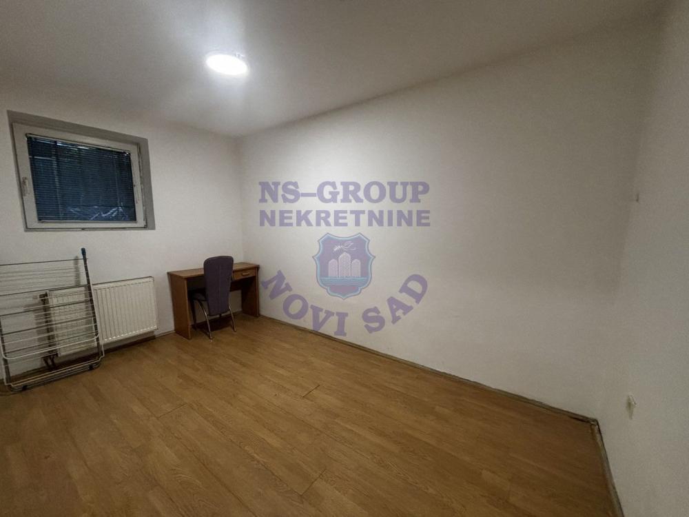 Slika 6 - Komforan dvoiposoban stan u samom srcu Novog Sada!