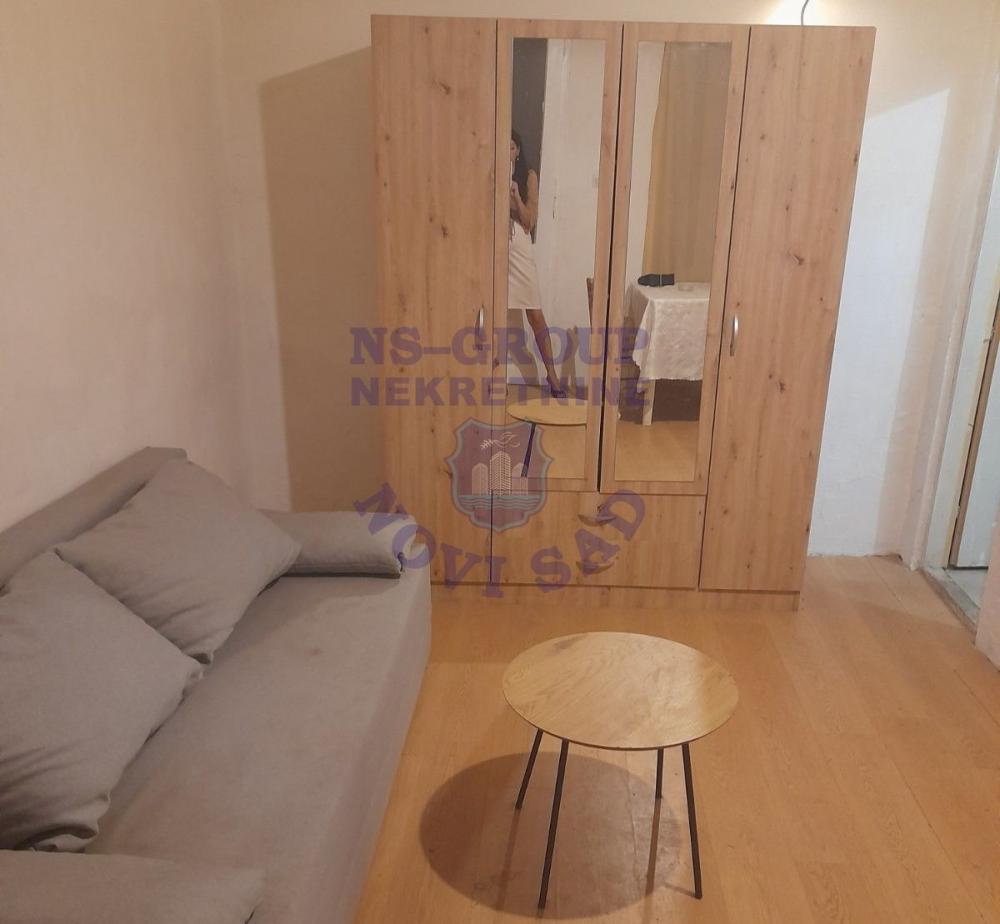 Glavna slika -Prodaja stana, Petrovaradinska tvrdjava Novi Sad