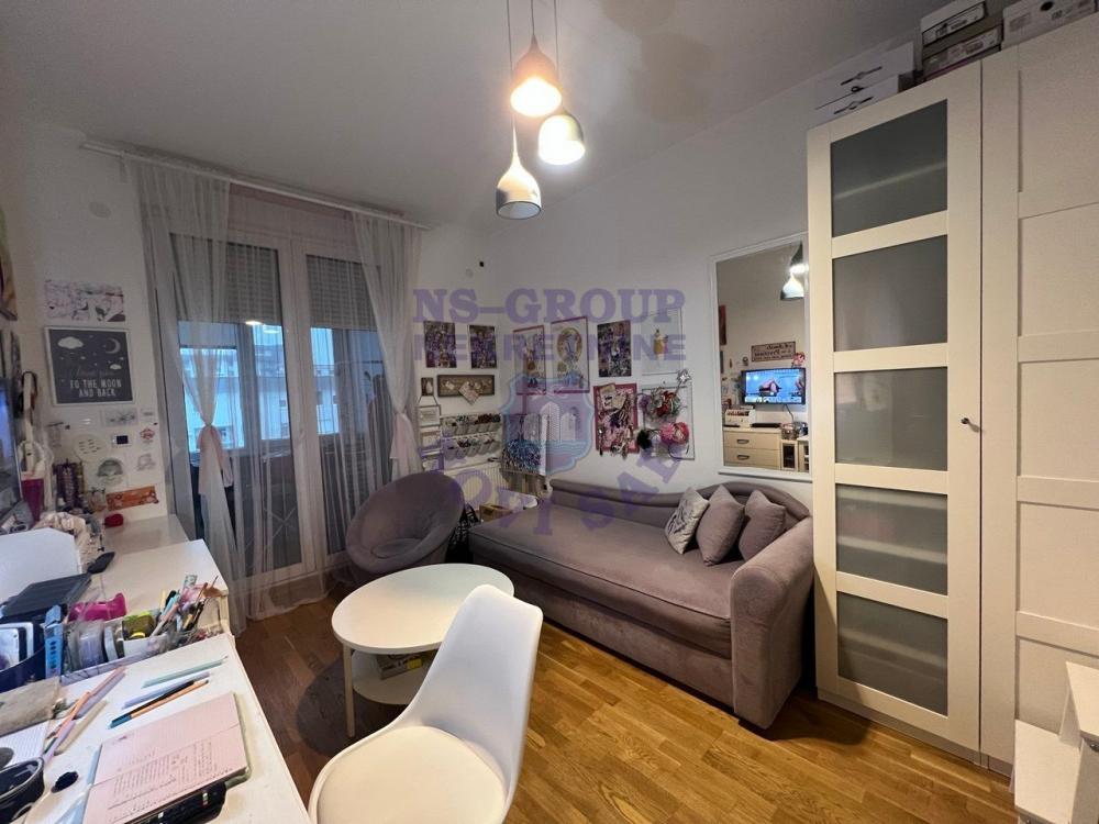 Slika 5 - Prodaja stana, 77m2, Telep Novi Sad, sa terasom, ima lift