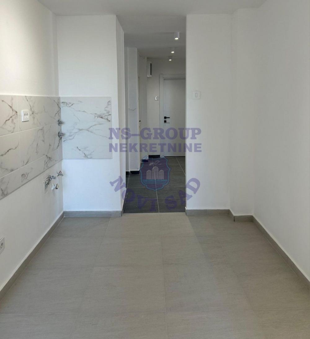 Slika 5 - Trosoban, 85m2, Liman Novi Sad, sa terasom, ima lift