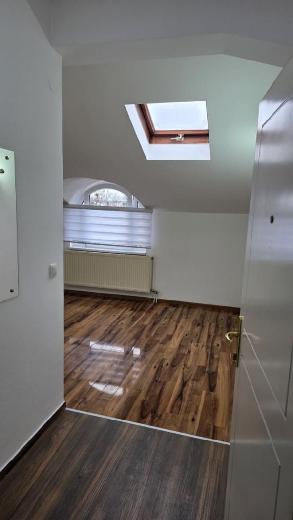 Glavna slika oglasa 37712