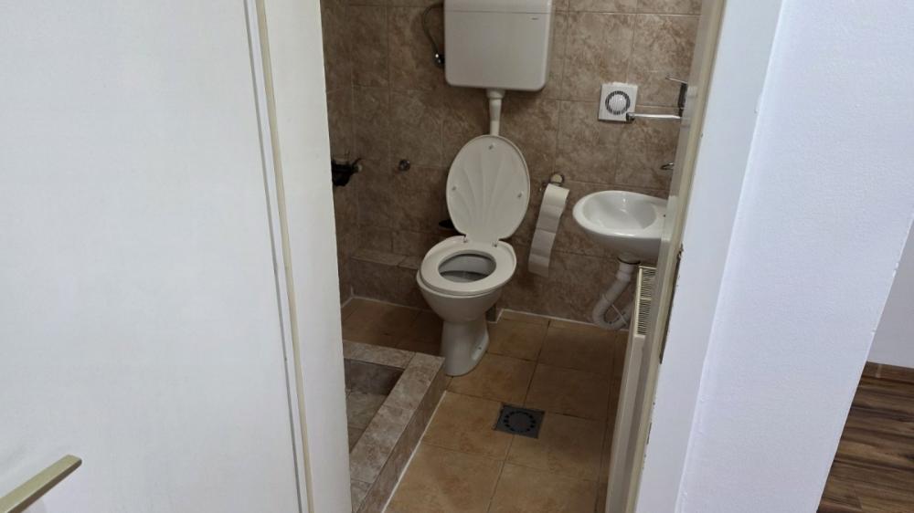 Slika 9 - Stan,NOVI SAD,SATELIT,kv: 22.00, € 51800, ID: 1059256