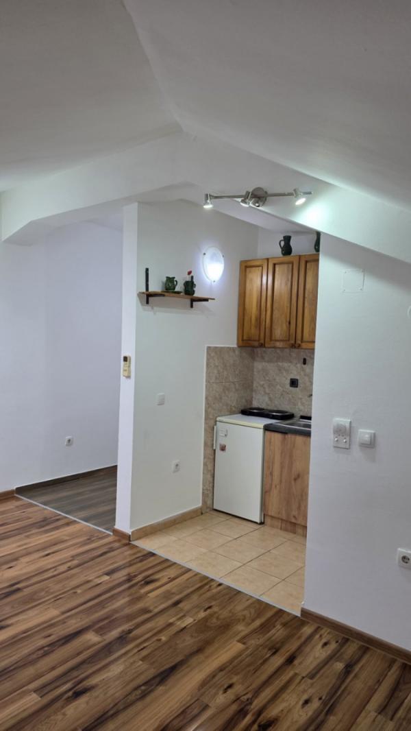 Slika 5 - Stan,NOVI SAD,SATELIT,kv: 22.00, € 51800, ID: 1059256