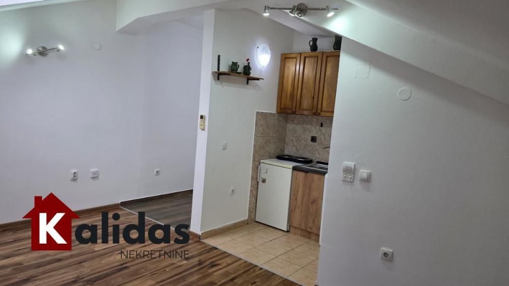 Glavna slika -Stan,NOVI SAD,SATELIT,kv: 22, € 51500, ID: 1008688