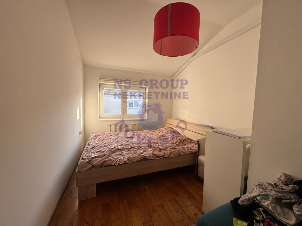 Slika 2 - Trosoban, 61m2, Novi Sad centar Novi Sad