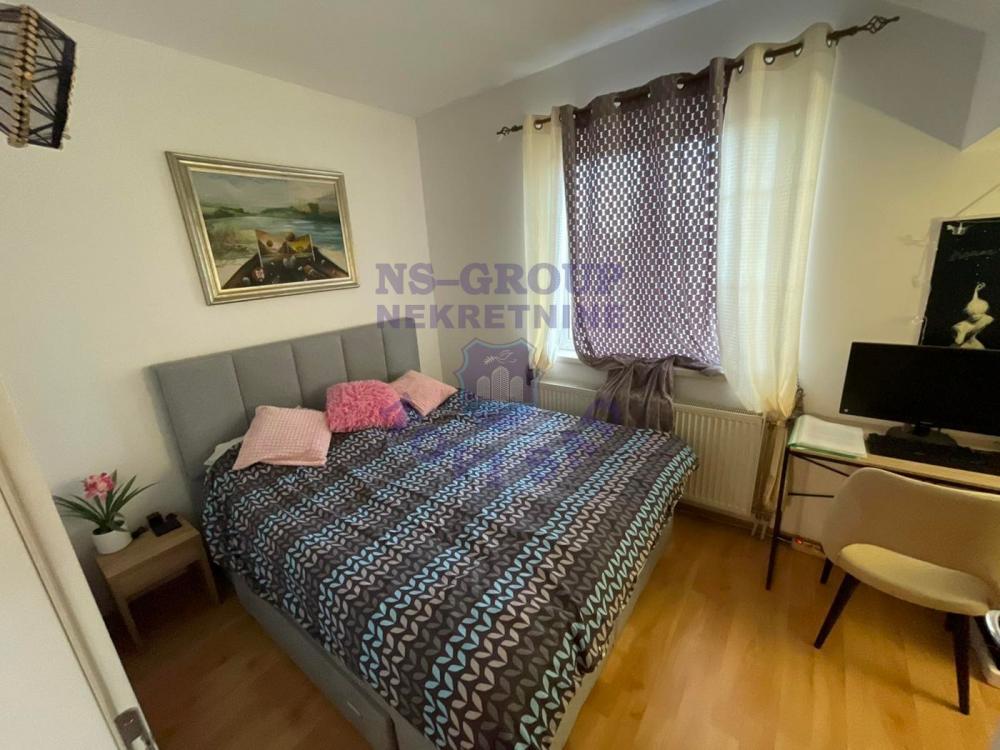 Slika 5 - Trosoban, 52m2, Bulevar oslobođenja Novi Sad