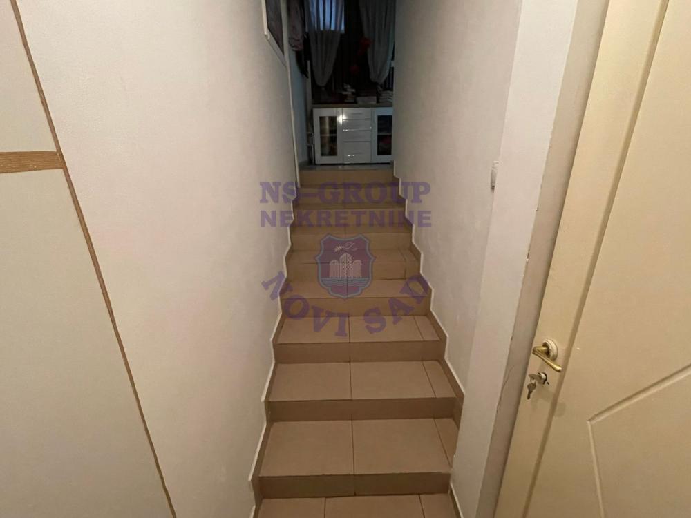 Slika 8 - Trosoban, 52m2, Bulevar oslobođenja Novi Sad