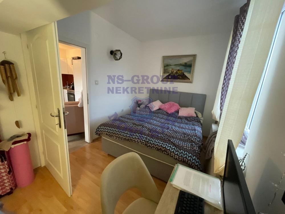 Slika 6 - Trosoban, 52m2, Bulevar oslobođenja Novi Sad