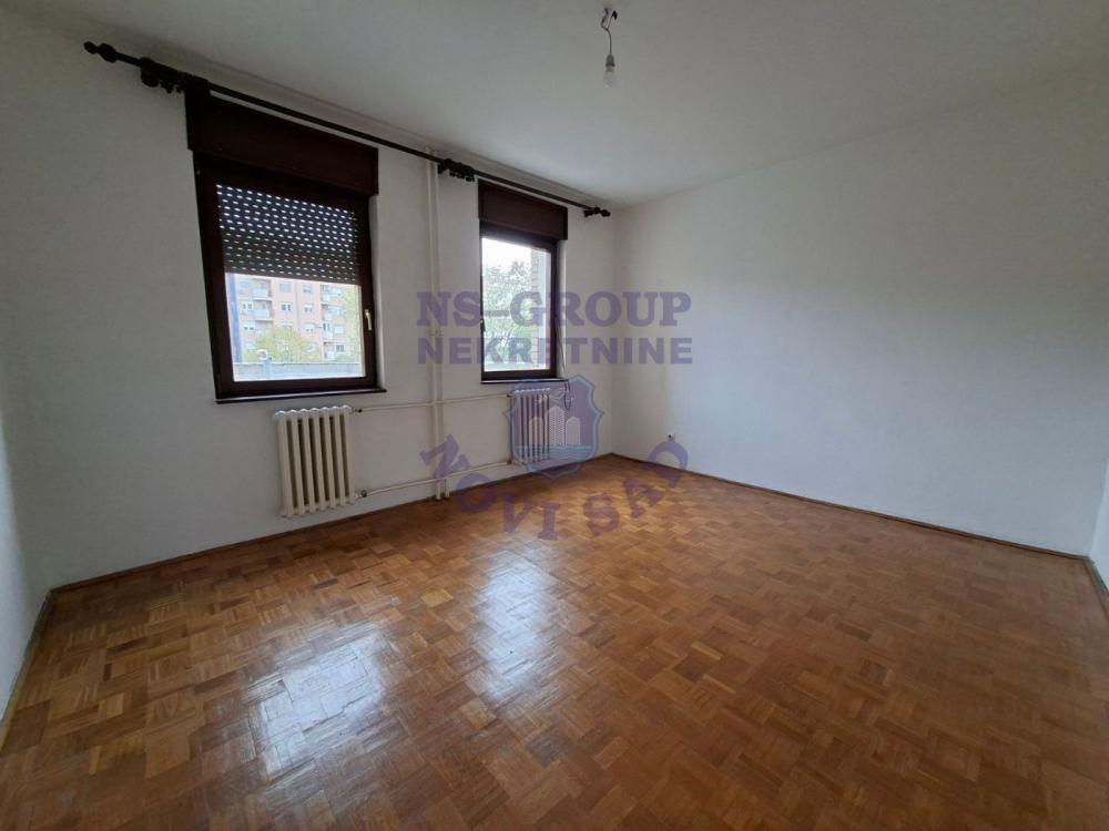 Slika 3 - Komforan trosoban stan na Novoj Detelinari