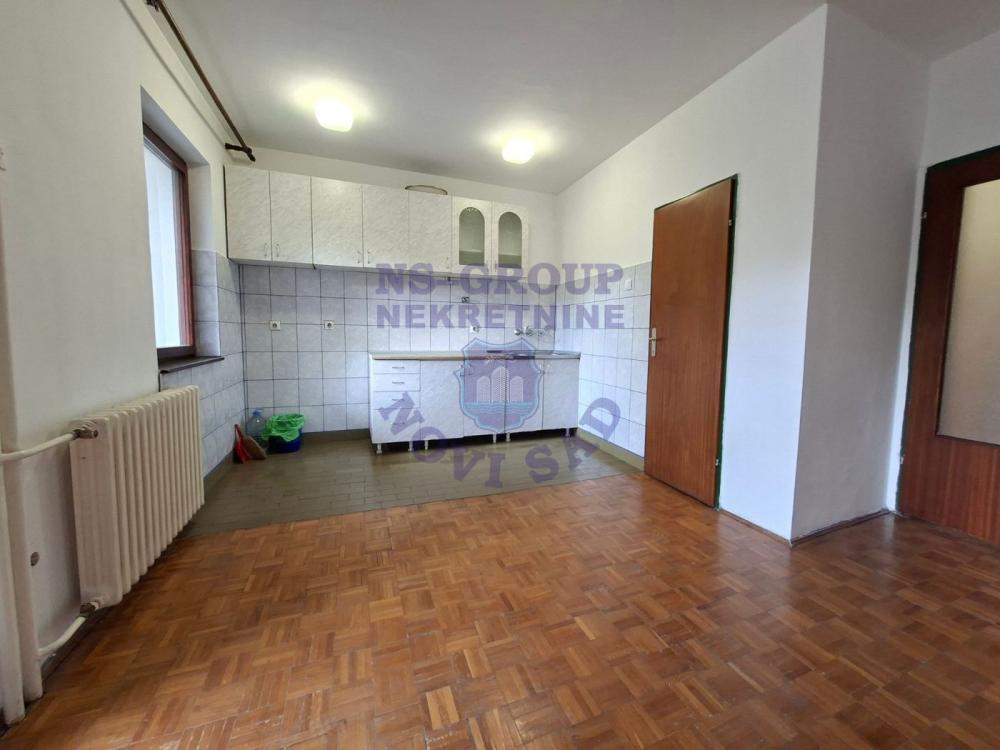 Slika 8 - Komforan trosoban stan na Novoj Detelinari