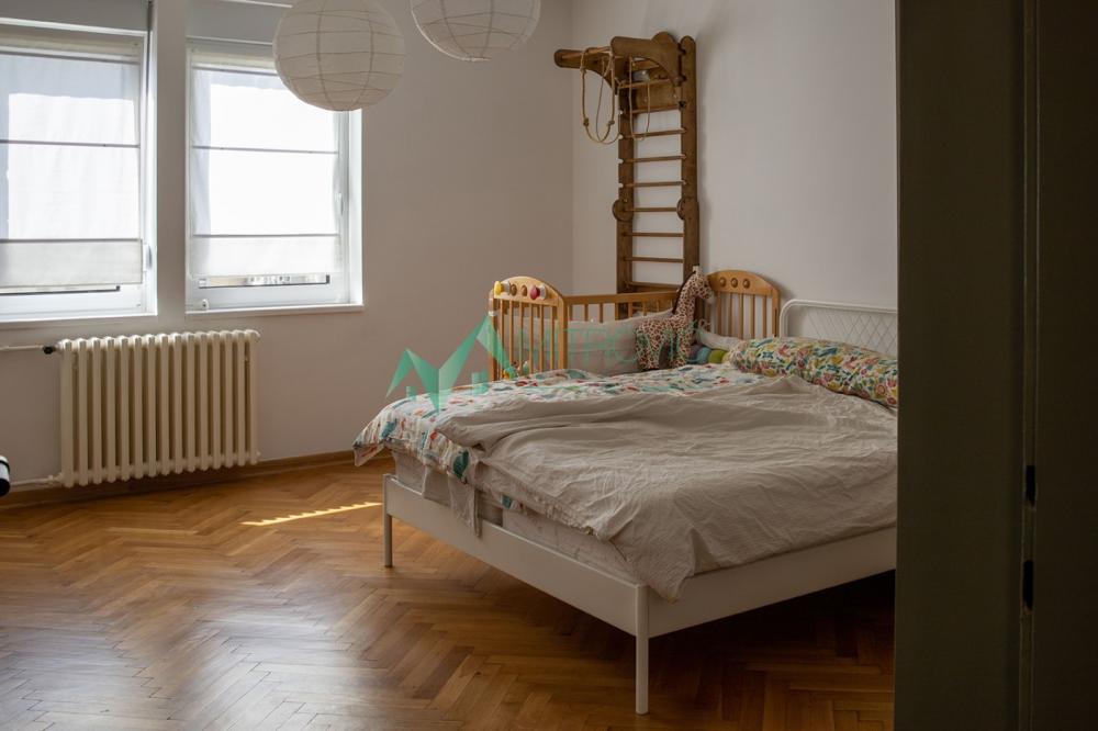 Slika 3 - Renoviran porodičan stan  – Novi Sad, Beogradski kej!