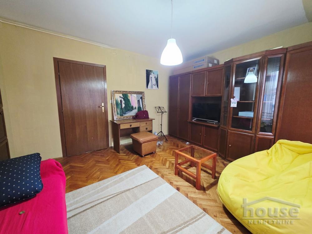 Slika 3 - Stan,NOVI SAD,NOVO NASELJE,kv: 79.00, € 210000, ID: 1065640