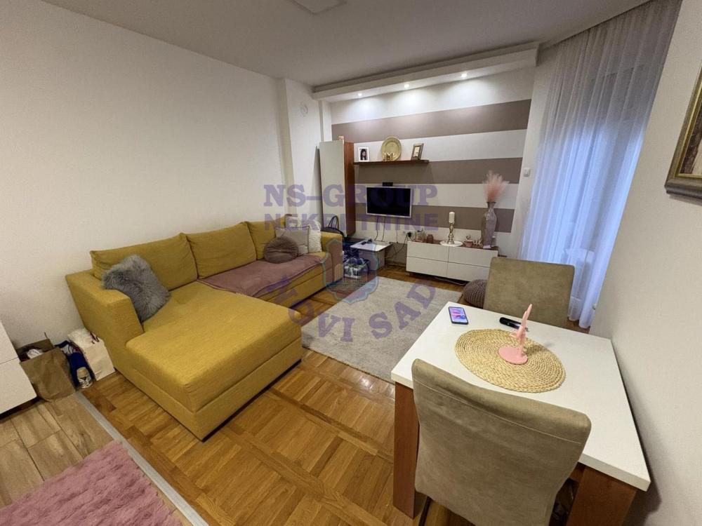 Slika 5 - 567263-Extra lokacija. Odlična uknjižena nameštena garsonjera kod Kliničkog centra