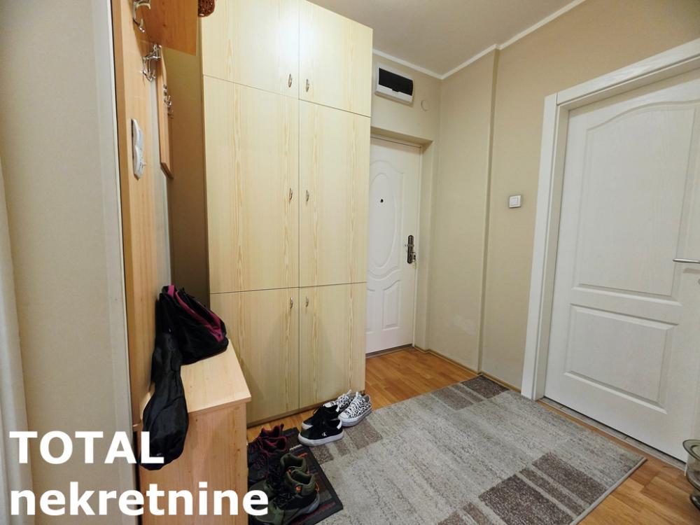 Slika 8 - Stan,NOVI SAD,BULEVAR PATRIJARHA PAVLA,kv: 45.00, € 135000, ID: 1102486